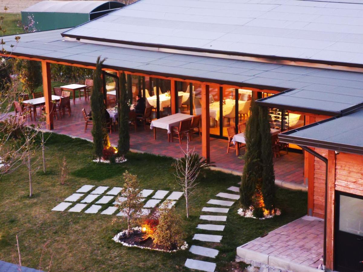 Te Aldo Hotel Kuraten Екстериор снимка